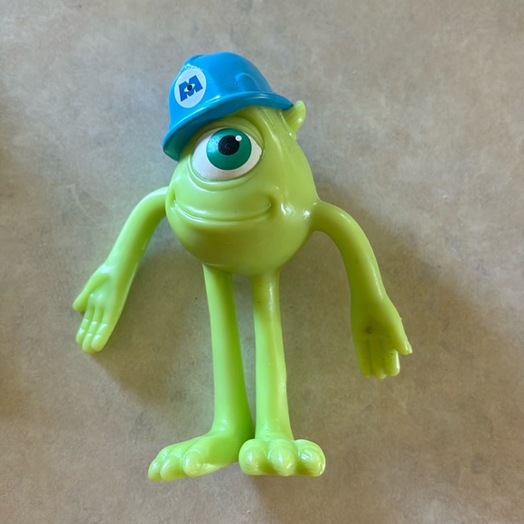 So cute! Original Disney Bendin Friends Sully and Mike Wozalski - Picture 4 of 5